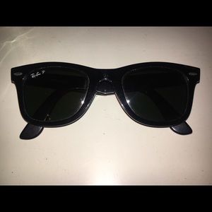 Ray Ban Polarized Wayfarer Classic